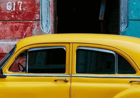 Taxi Cuba Linkedin background image