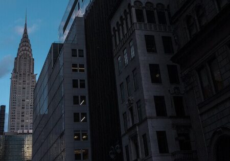 new york skyline Chrysler-Building Linkedin background image
